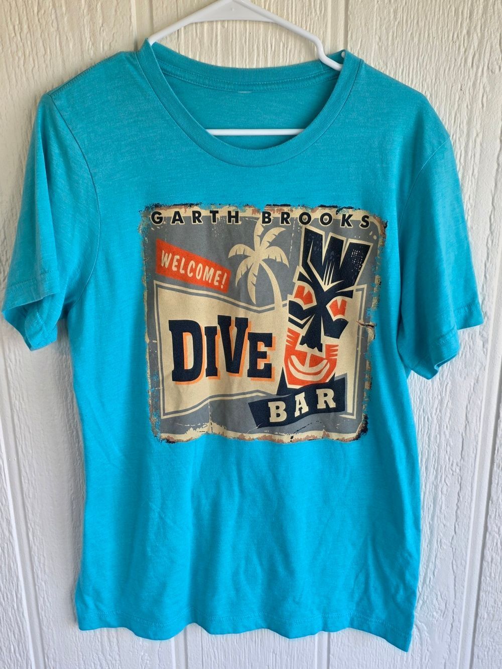 Men's Garth Brooks Turquoise 'Dive Bar' Short Sleeve Tee, Size Large